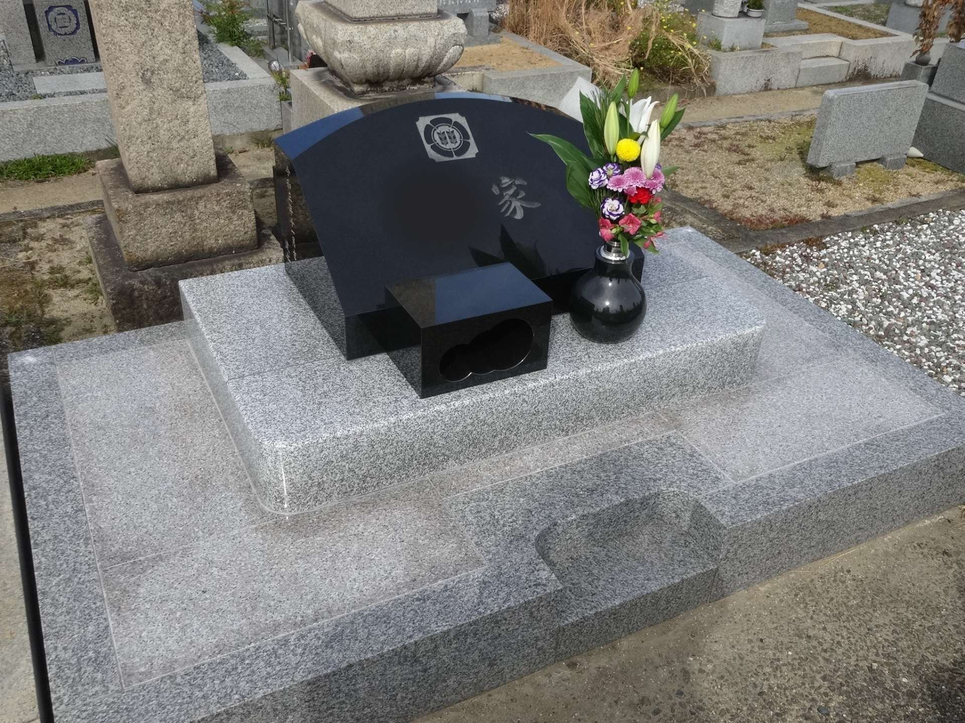 施工例～洋型墓～【大阪・岸和田で墓石屋をはじめて150年】